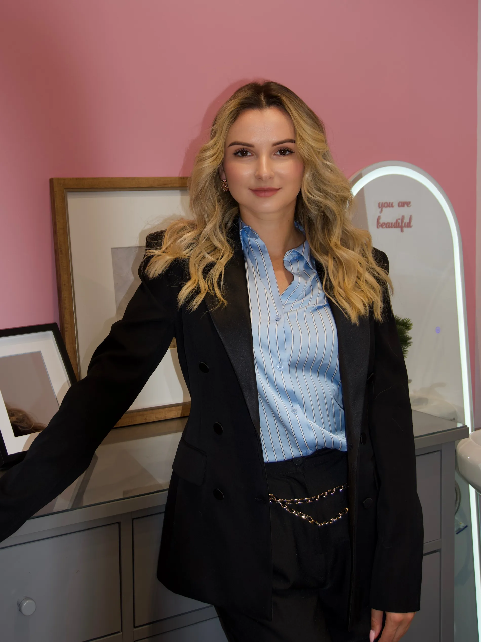 Halyna Sodolynska in her Hollywood studio